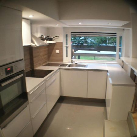 Ferienwohnung Bright Mezzanine Flat With Garden Athen Exterior foto